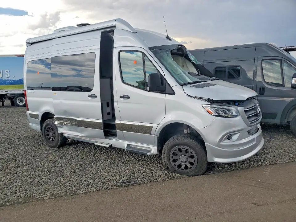2024 MERCEDES-BENZ SPRINTER 2500  