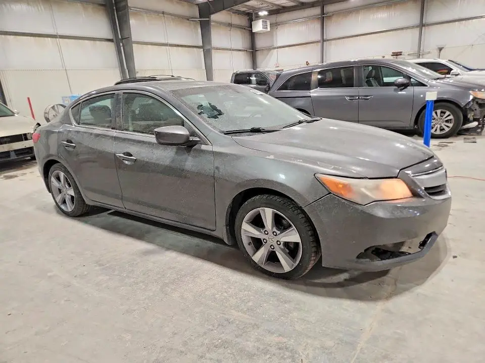 2013 ACURA ILX 20 TECH  