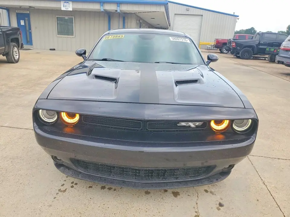 2019 DODGE CHALLENGER SXT  