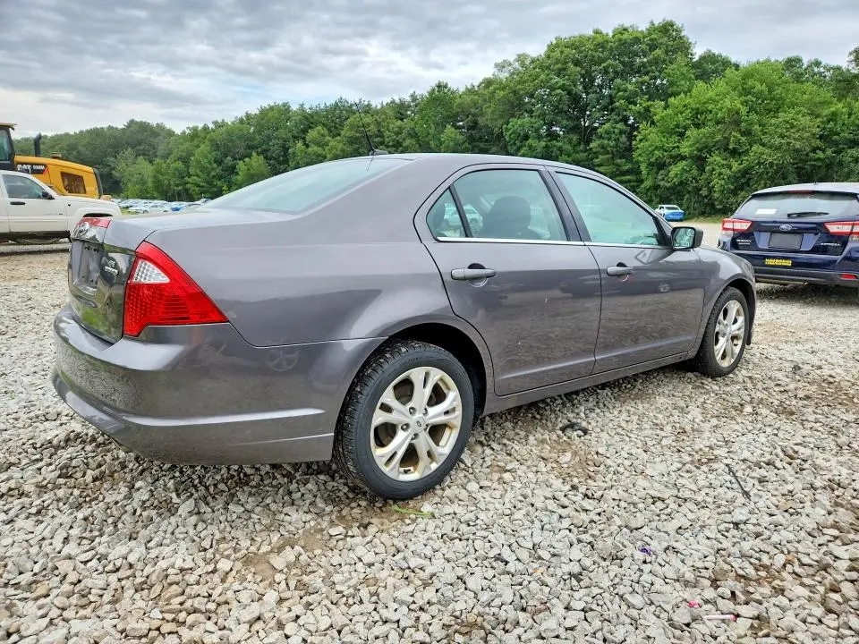 2012 FORD FUSION SE  