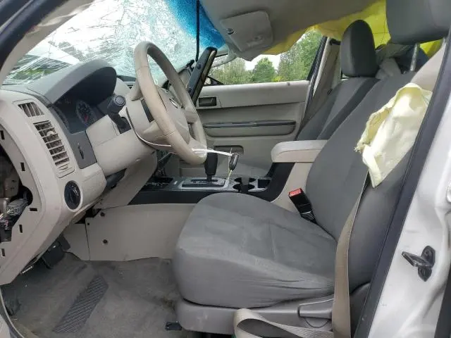 2010 FORD ESCAPE XLS  