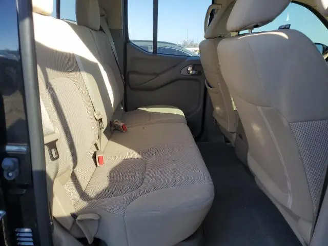 2019 NISSAN FRONTIER S