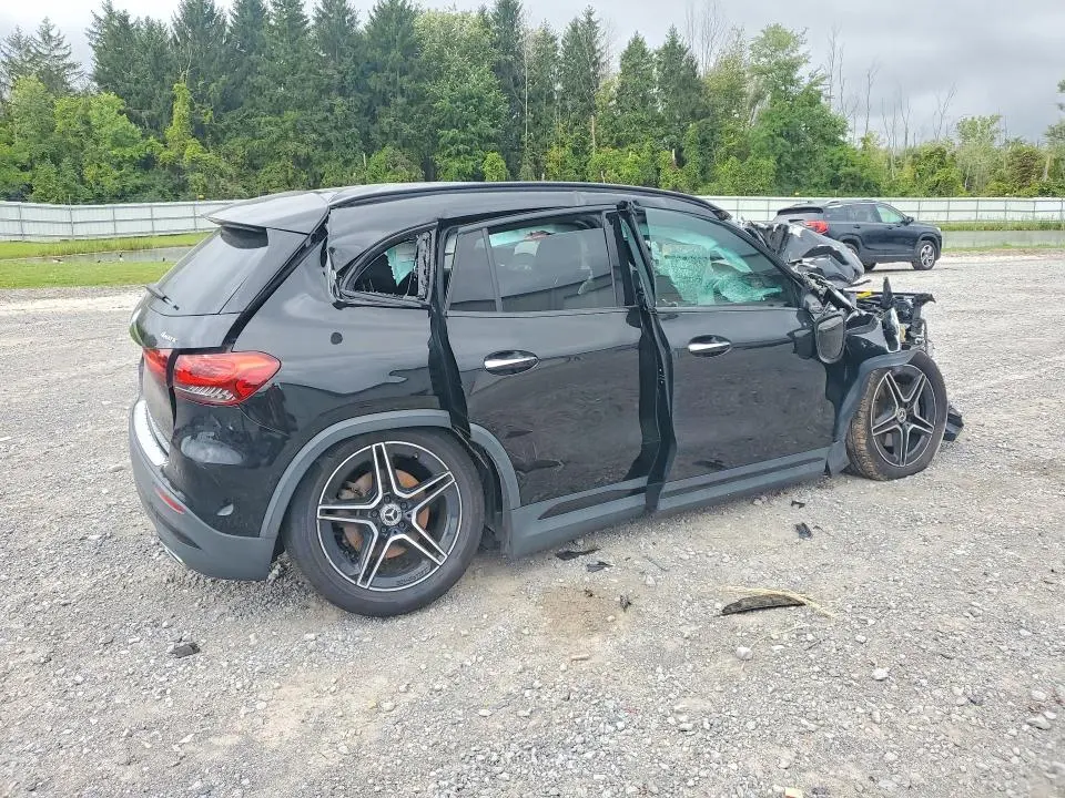 2021 MERCEDES-BENZ GLA 250 4MATIC  