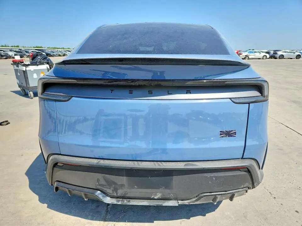 2026 TESLA MODEL Y   