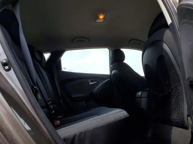 2012 HYUNDAI TUCSON GL  