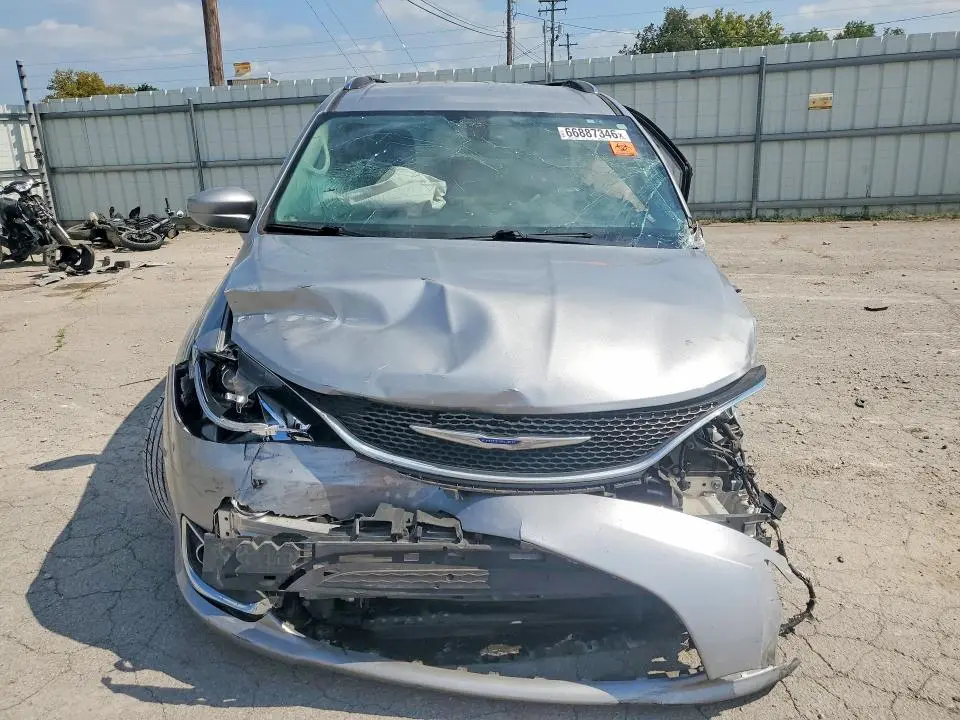 2019 CHRYSLER PACIFICA TOURING L  