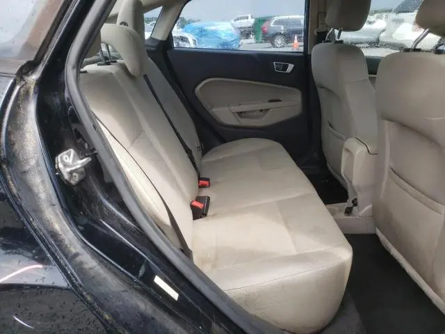 2016 FORD FIESTA SE  