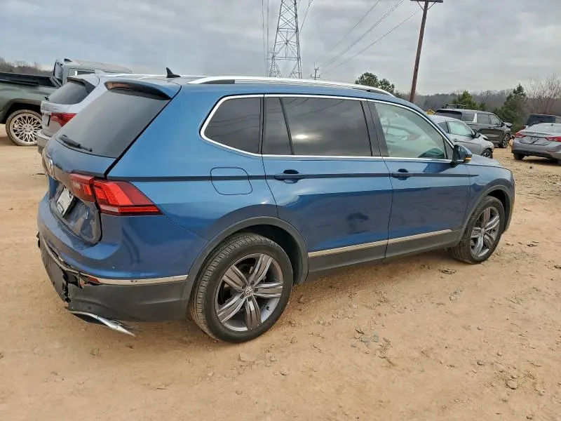 2020 VOLKSWAGEN TIGUAN SE  