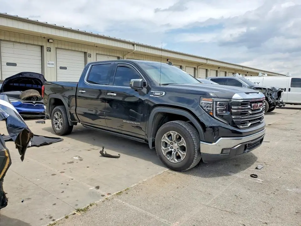 2024 GMC SIERRA K1500 SLT  