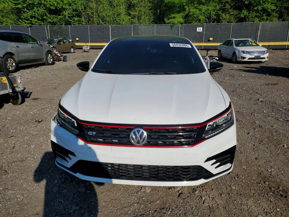 2018 VOLKSWAGEN PASSAT GT  