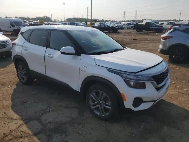 2022 KIA SELTOS LX  