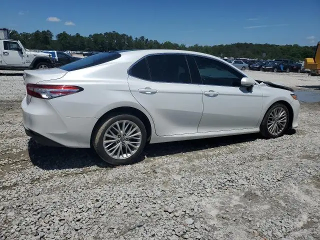 2018 TOYOTA CAMRY XSE  