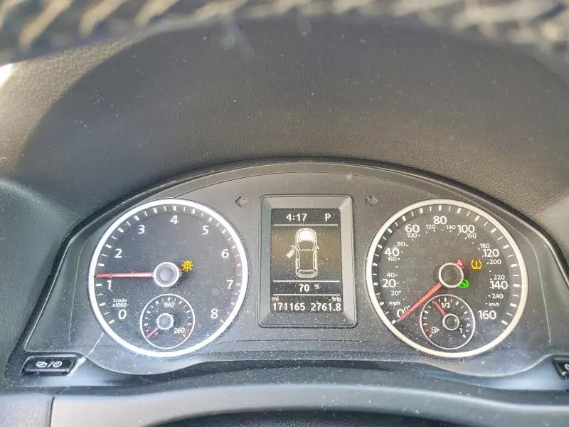 2017 VOLKSWAGEN TIGUAN S  
