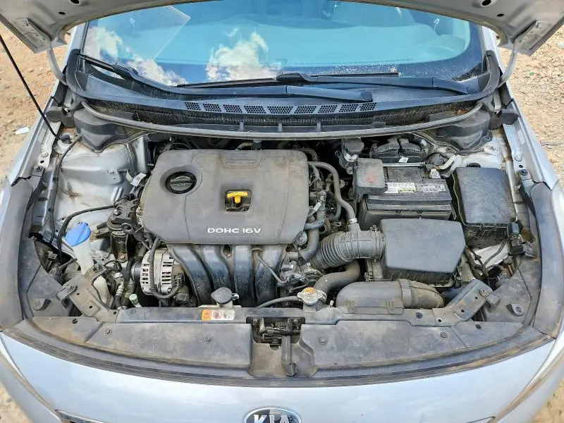 2017 KIA FORTE LX  