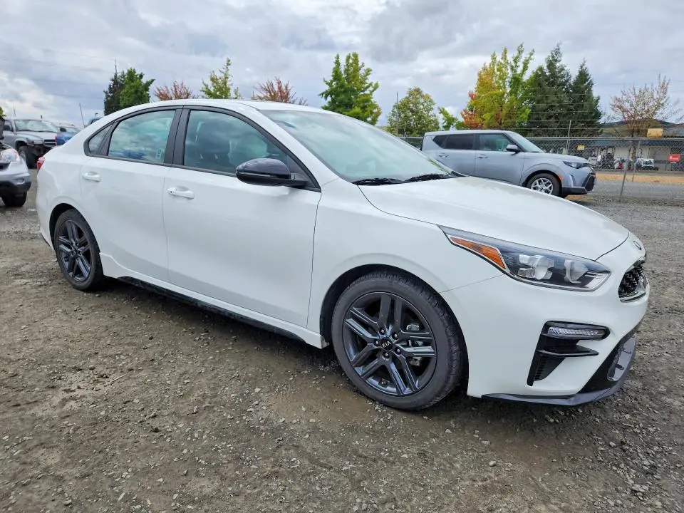 2021 KIA FORTE GT LINE  