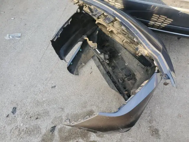 2021 NISSAN VERSA SR  