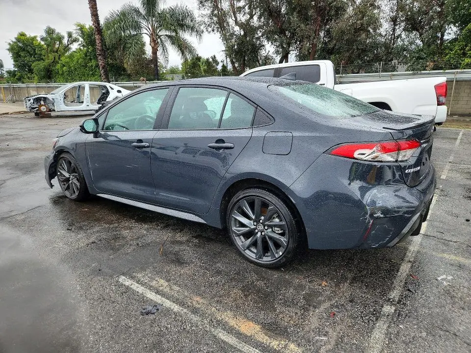 2025 TOYOTA COROLLA SE  