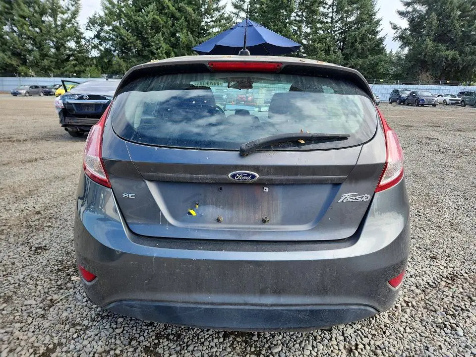 2015 FORD FIESTA SE  