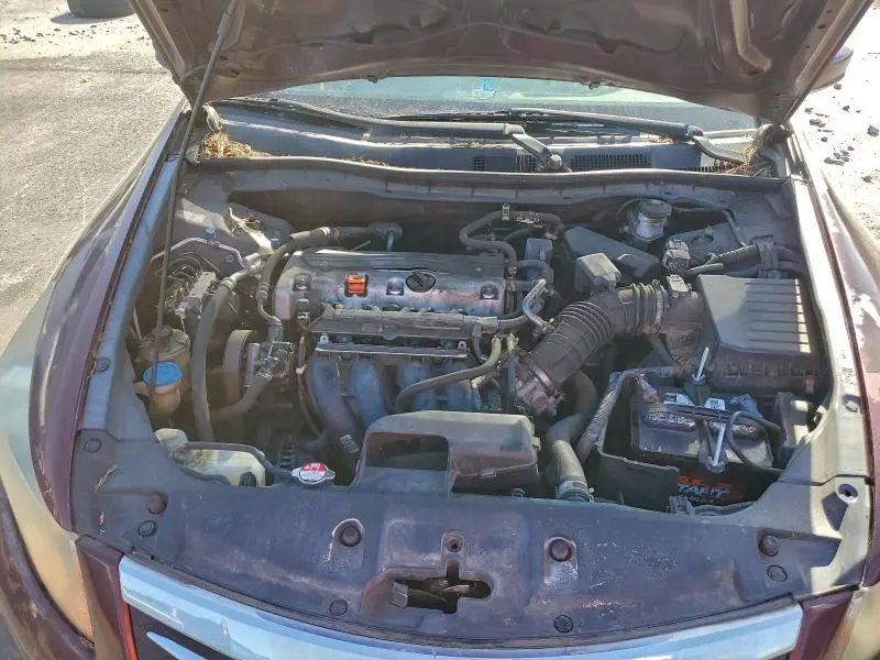 2011 HONDA ACCORD LX  