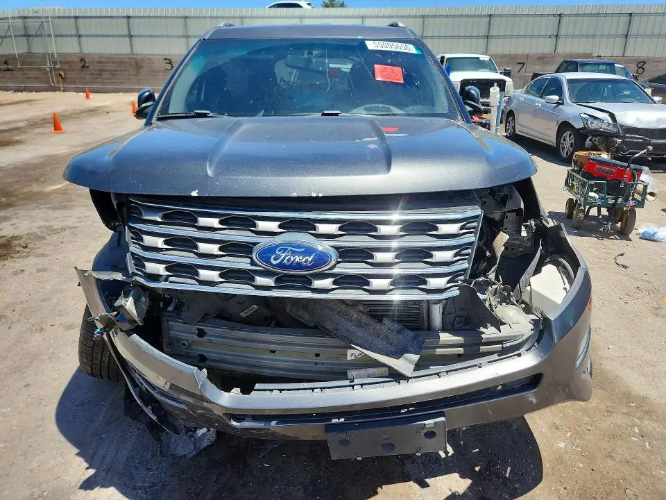2017 FORD EXPLORER XLT  