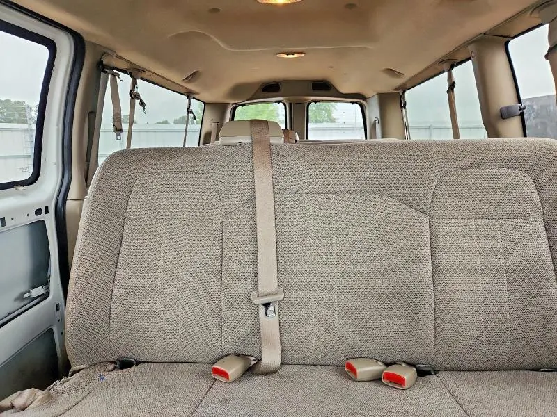 2010 GMC SAVANA G3500 LT  