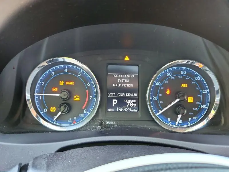 2017 TOYOTA COROLLA LE  
