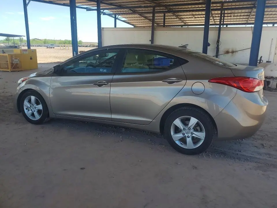 2013 HYUNDAI ELANTRA GLS  