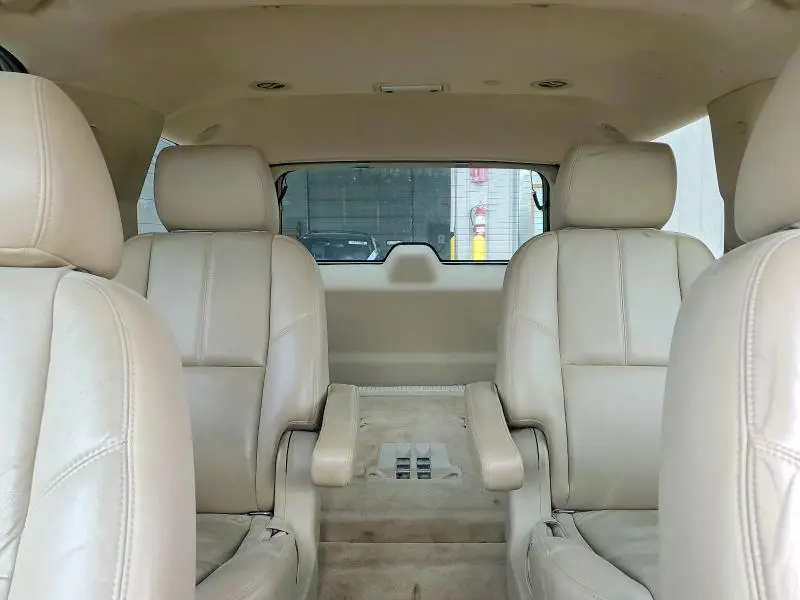 2011 CHEVROLET TAHOE K1500 LT  