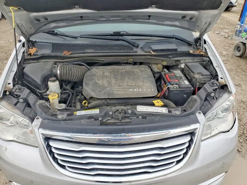 2011 CHRYSLER TOWN & COUNTRY LIMITED  