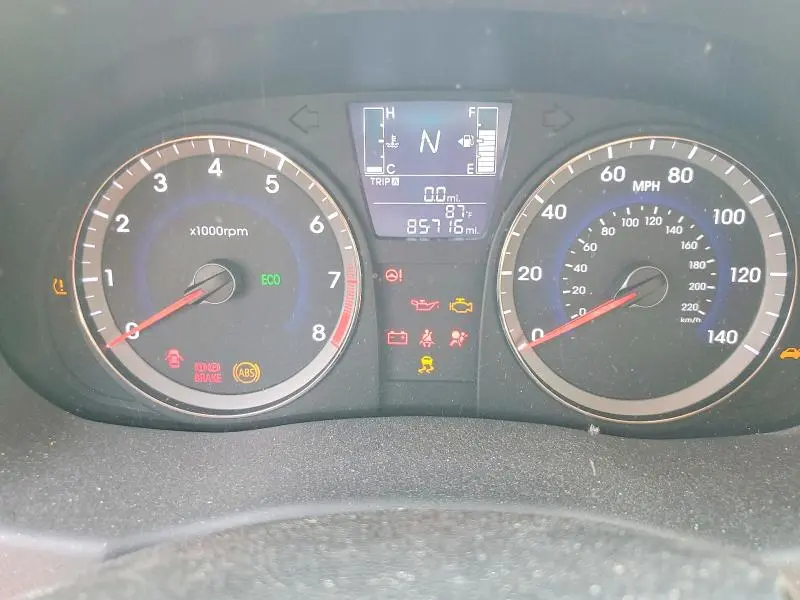2015 HYUNDAI ACCENT GLS  