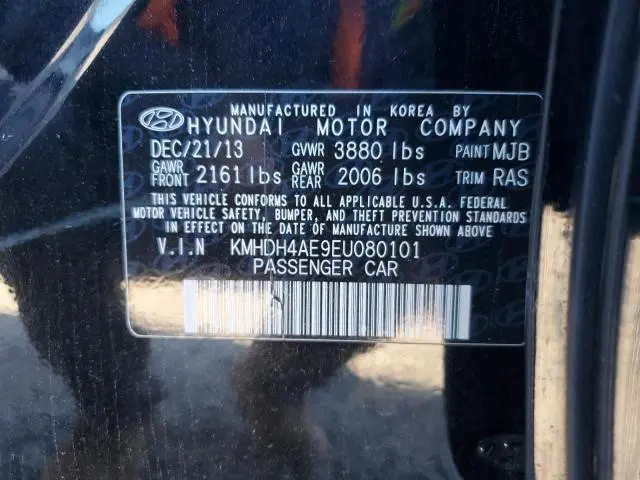 2014 HYUNDAI ELANTRA SE  