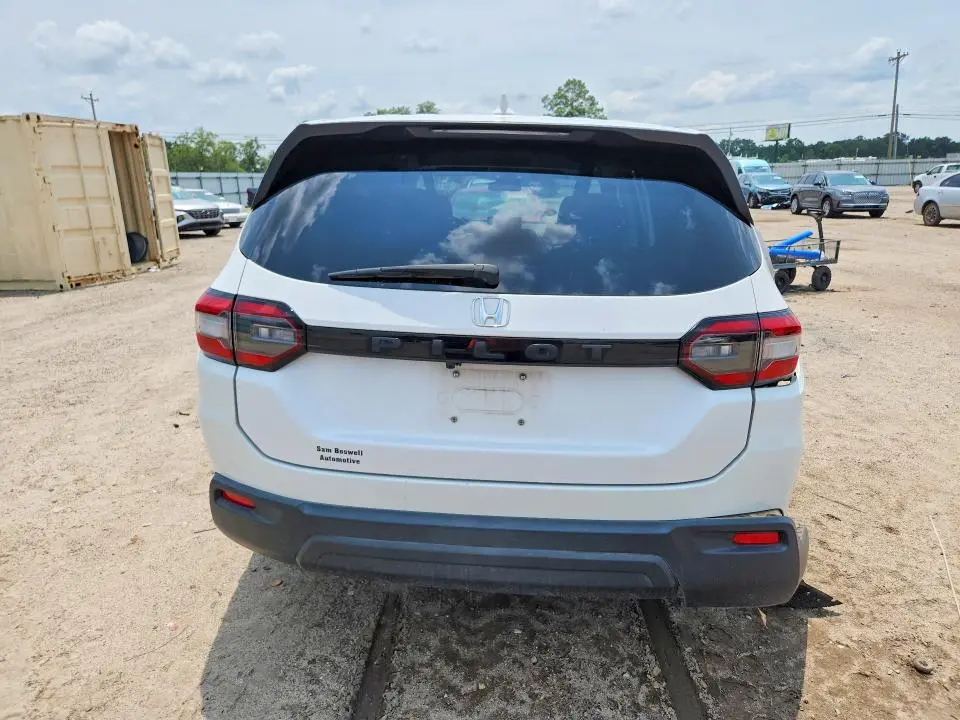 2023 HONDA PILOT LX  