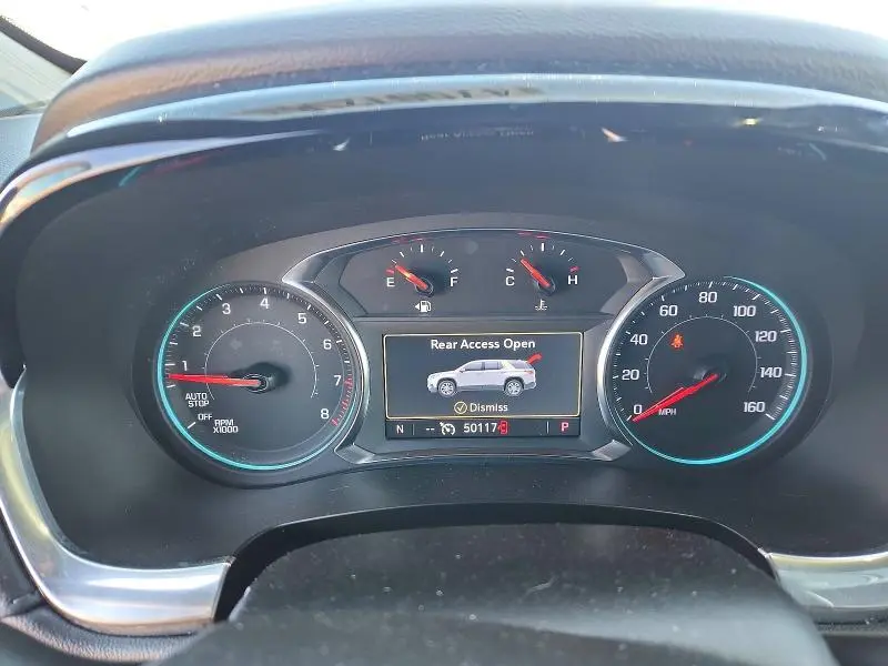 2023 CHEVROLET TRAVERSE LT  