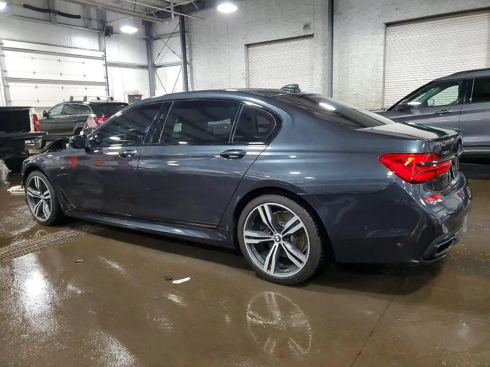2016 BMW 750 XI  