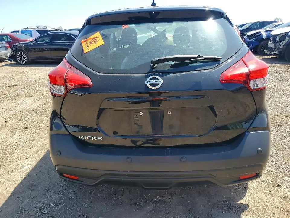 2020 NISSAN KICKS S  