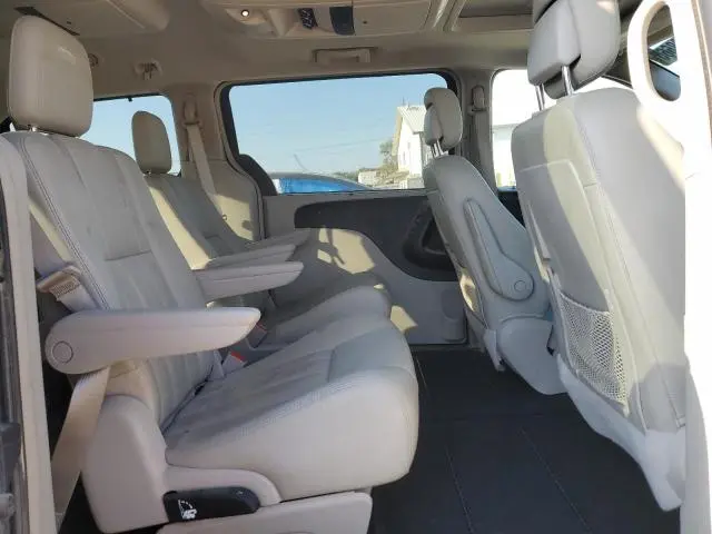 2012 CHRYSLER TOWN & COUNTRY TOURING L  