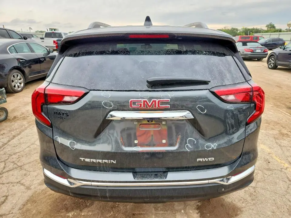 2021 GMC TERRAIN SLT  