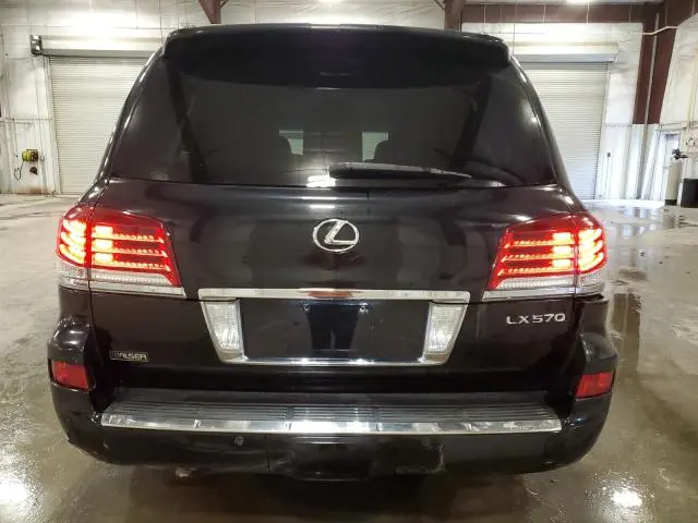 2013 LEXUS LX 570  