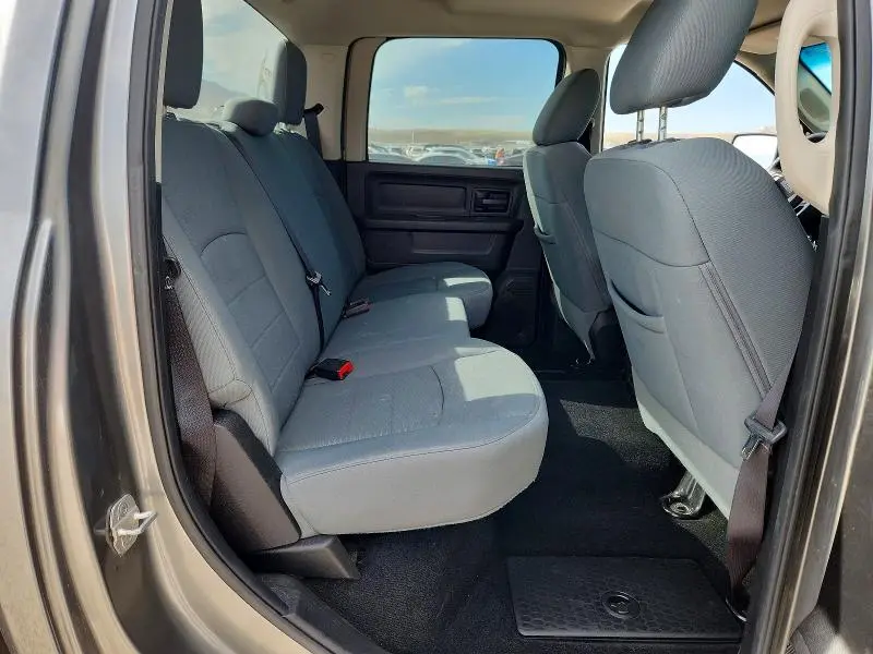 2013 RAM 1500 ST  