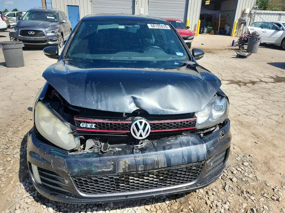 2010 VOLKSWAGEN GTI   