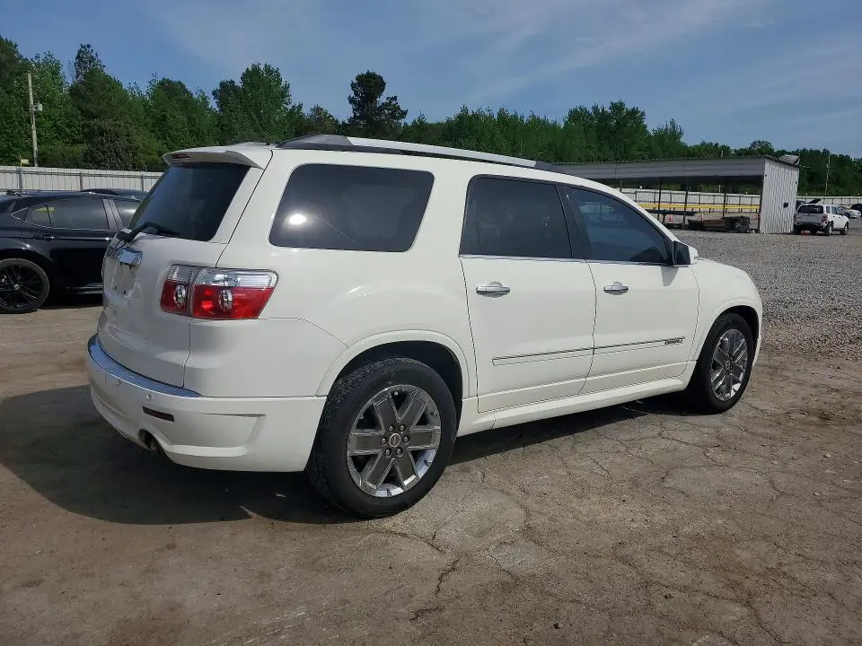 2011 GMC ACADIA DENALI  