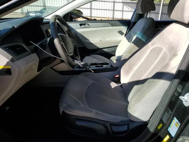 2017 HYUNDAI SONATA SE  