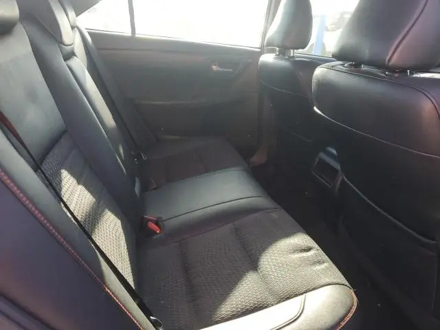 2015 TOYOTA CAMRY LE  