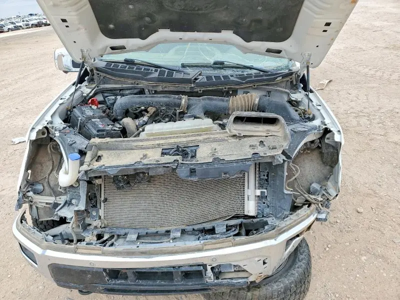 2024 FORD F150 XLT  