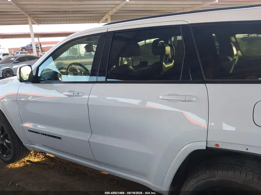 2019 JEEP GRAND CHEROKEE ALTITUDE 4X2