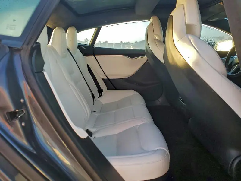 2018 TESLA MODEL S   