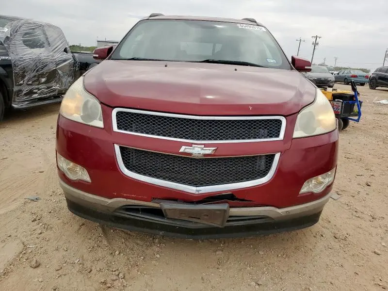 2011 CHEVROLET TRAVERSE LT  