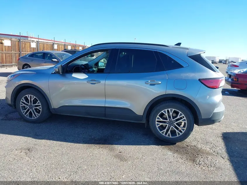 2021 FORD ESCAPE SEL HYBRID