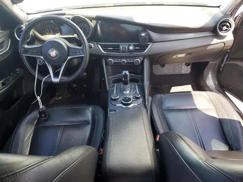 2017 ALFA ROMEO GIULIA   