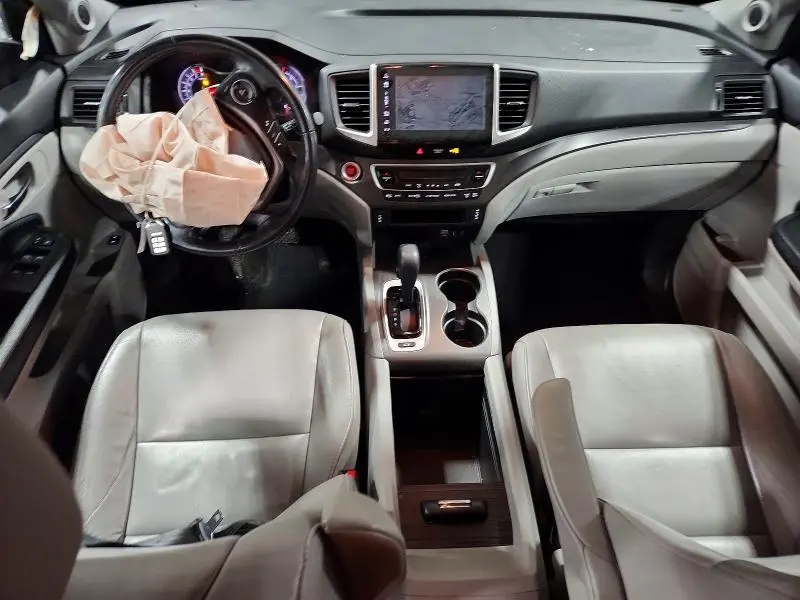 2017 HONDA PILOT EXLN  